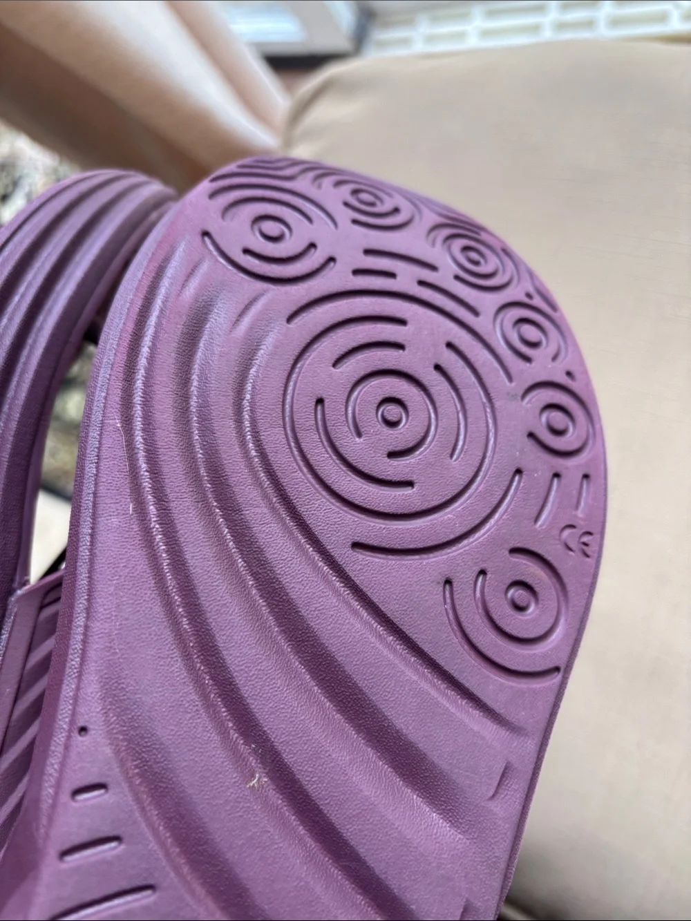 Vionic Women's Lavender Purple Contour Flip Flop Sandals